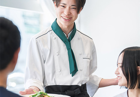 研修レストラン実習