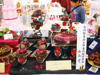 建学祭〈調理製菓技術コンクール作品〉